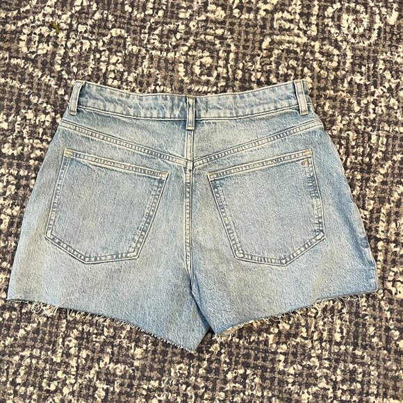 NWT Madewell Curvy Perfect Vintage Jean Short in Foster Wash Size 29 - Picture 3 of 4